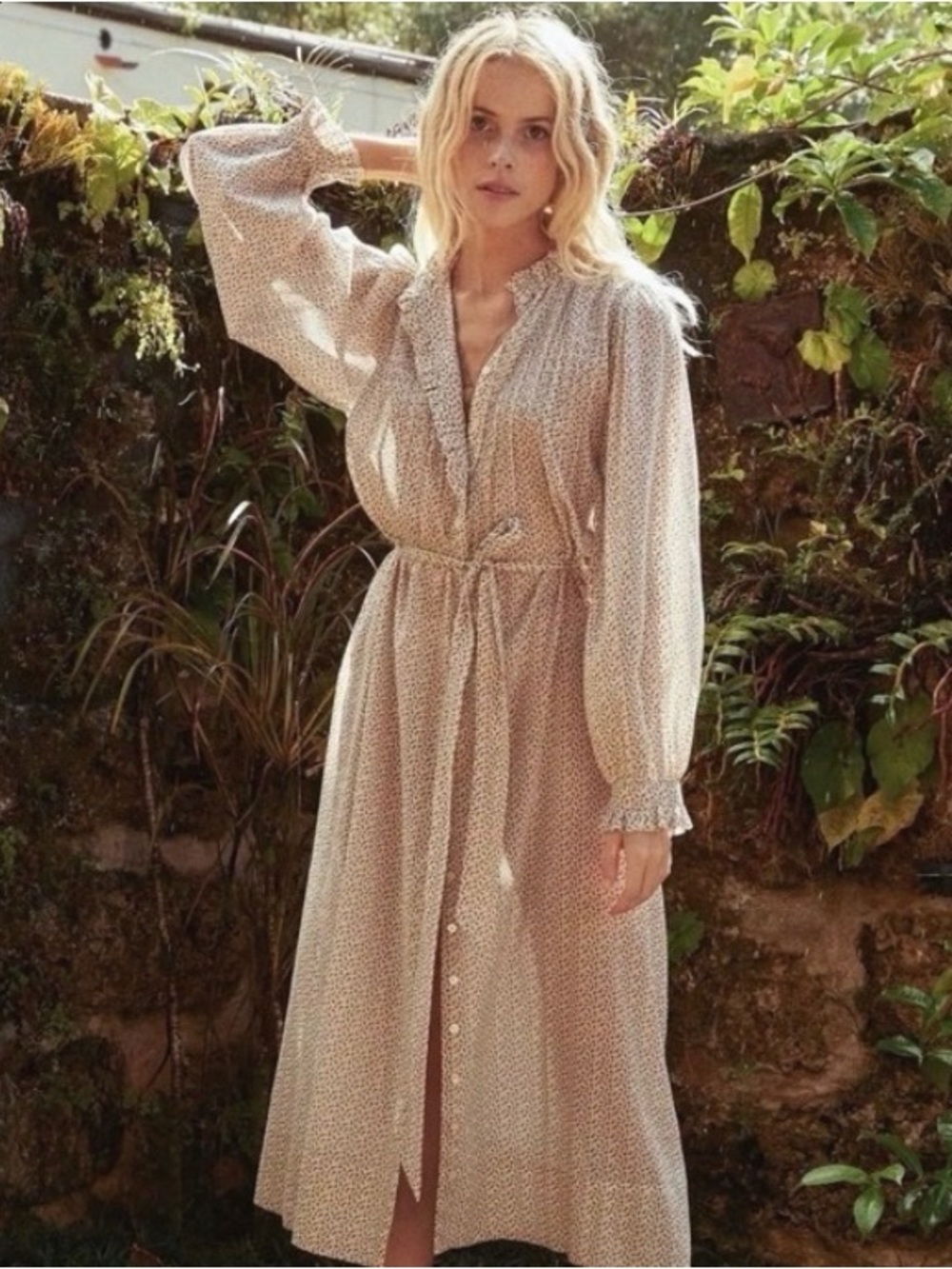 Doen Stanton Berry Bisou Floral Cotton Button Down Belted Midi Dress